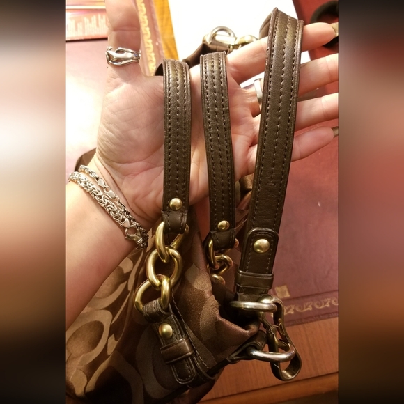 COACH signature sateen bag. Authentic - Picture 6 of 8